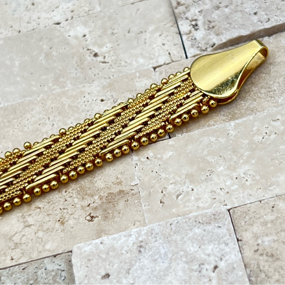 Ornate Gold Tone Modern Estate Bracelet - Picture 5 of 8
